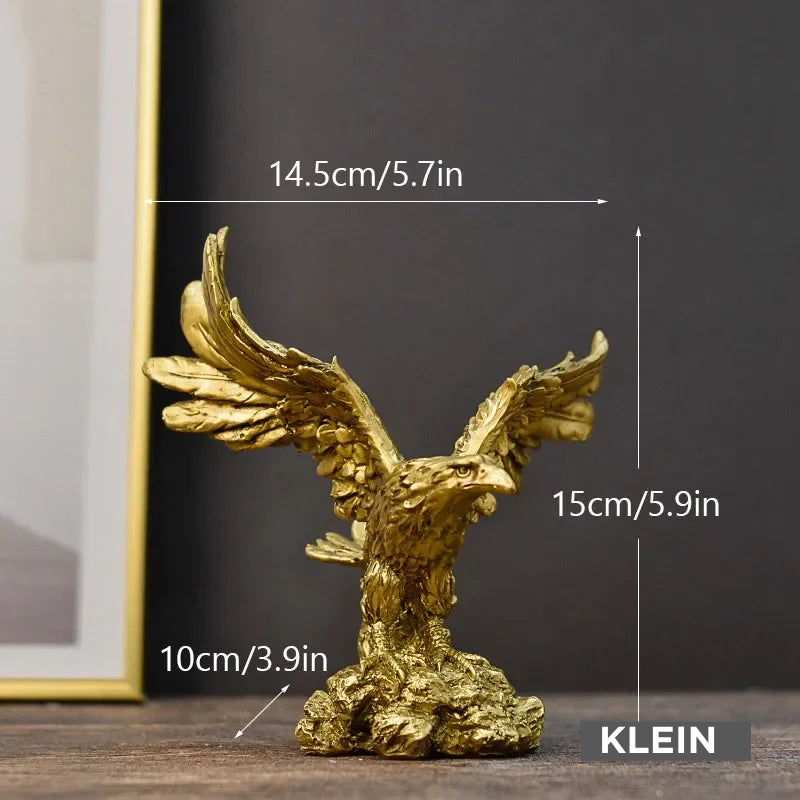 Goldener Adler Skulptur