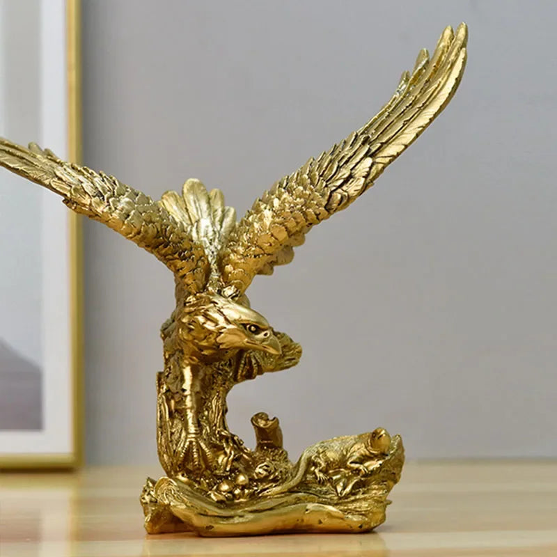 Goldener Adler Skulptur